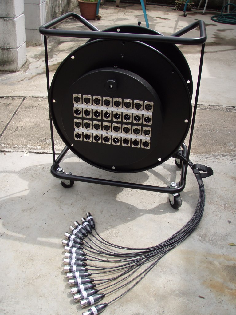 Canare 16ch + Reel